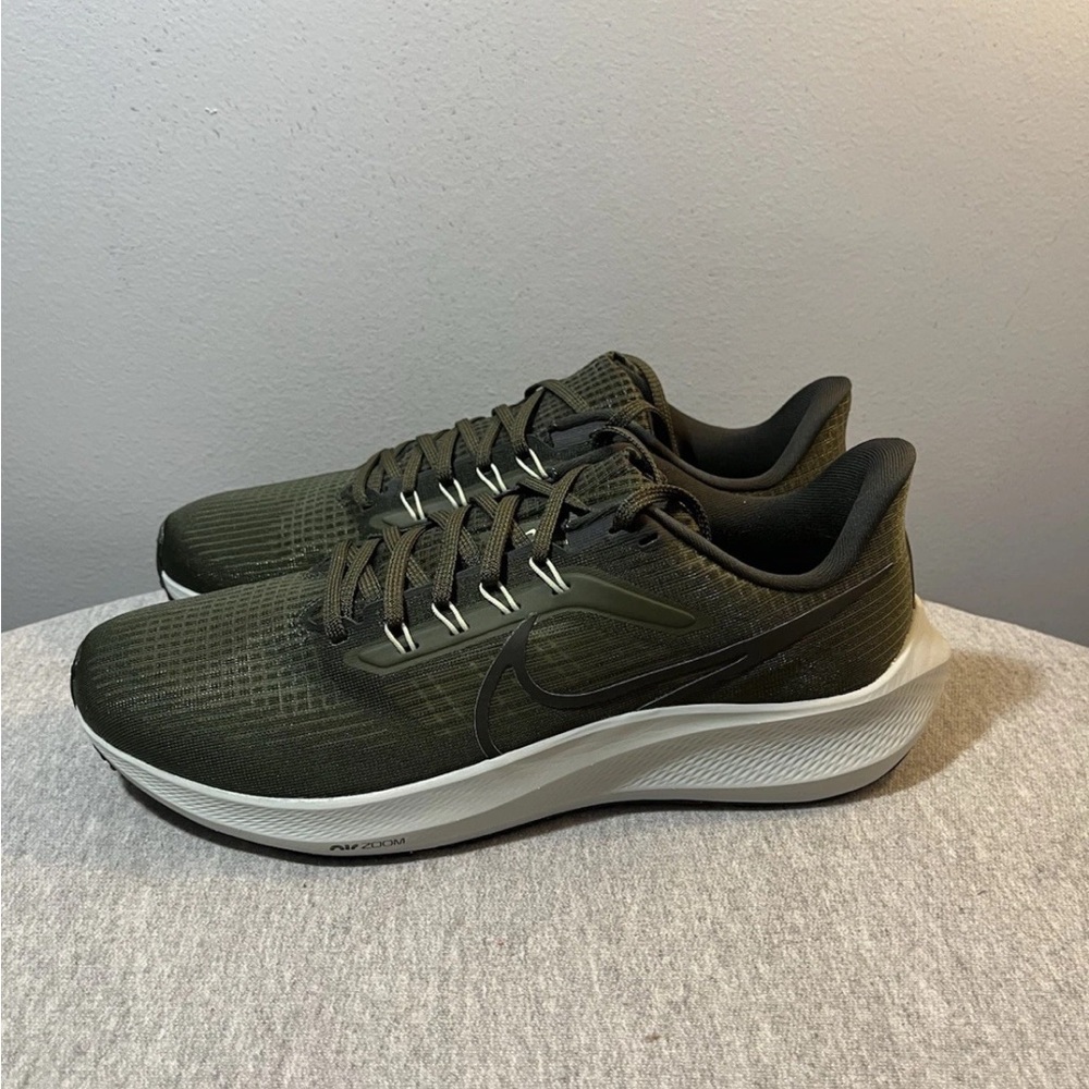 Nike Air Zoom Pegasus 39 Cargo Khaki Running Men's Shoe Size 12 DH4071-300​ - Picture 4 of 10